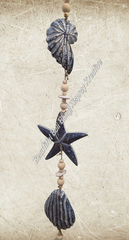 Beachy Hamptons Driftwood Wood dangle starfish & shells approx 12cm x 95 cm #1058