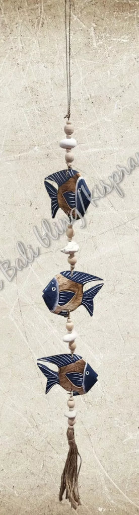 Wood dangler, fish  approx 10cm x 110 cm #0096