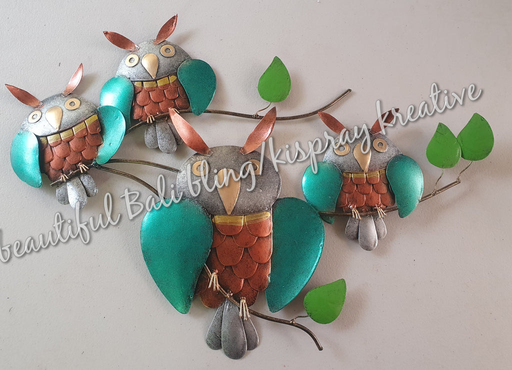 Wall art Owl family of 4 BROWN/GREEN measuring  42cm long x  35cm high in full