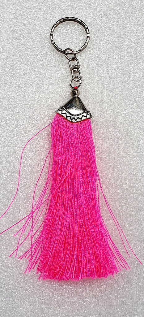 keyring/bag clip or charm hot pink approx 16 cm long.