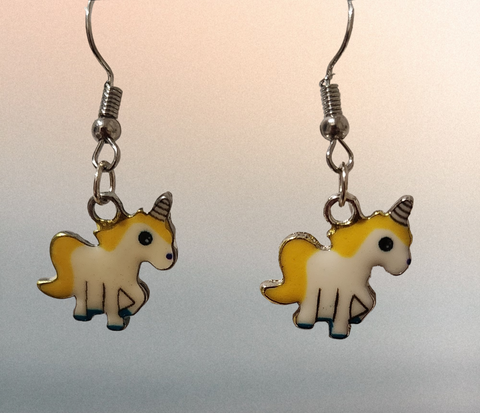 Earring, unicorn