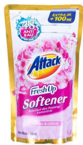 Attack Fresh UP SAKURA BLOSSOM SOFTENER 900ml (#45)